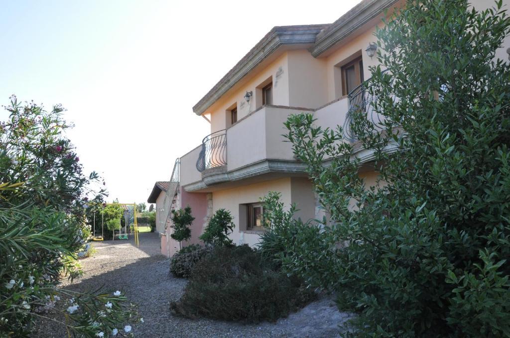 Вілла Agriturismo S'Aranada Marrubiu Екстер'єр фото